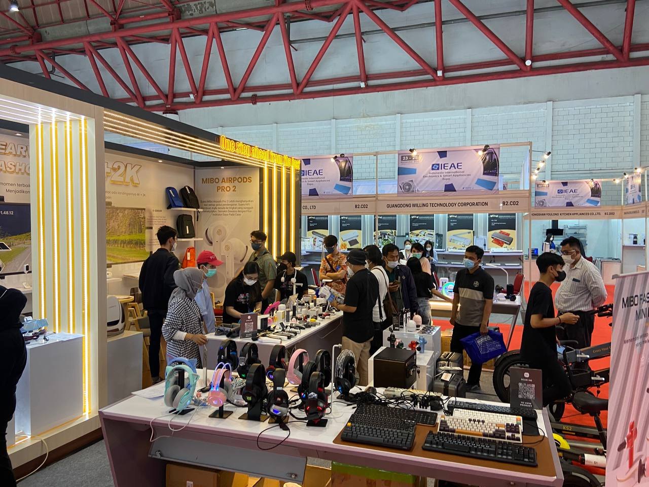 MIBO product display and demo table